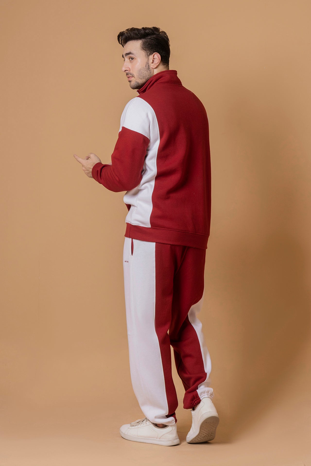 Nextage Color Block Quarter Zip Tracksuit 
Comfortable Color Block Tracksuit

