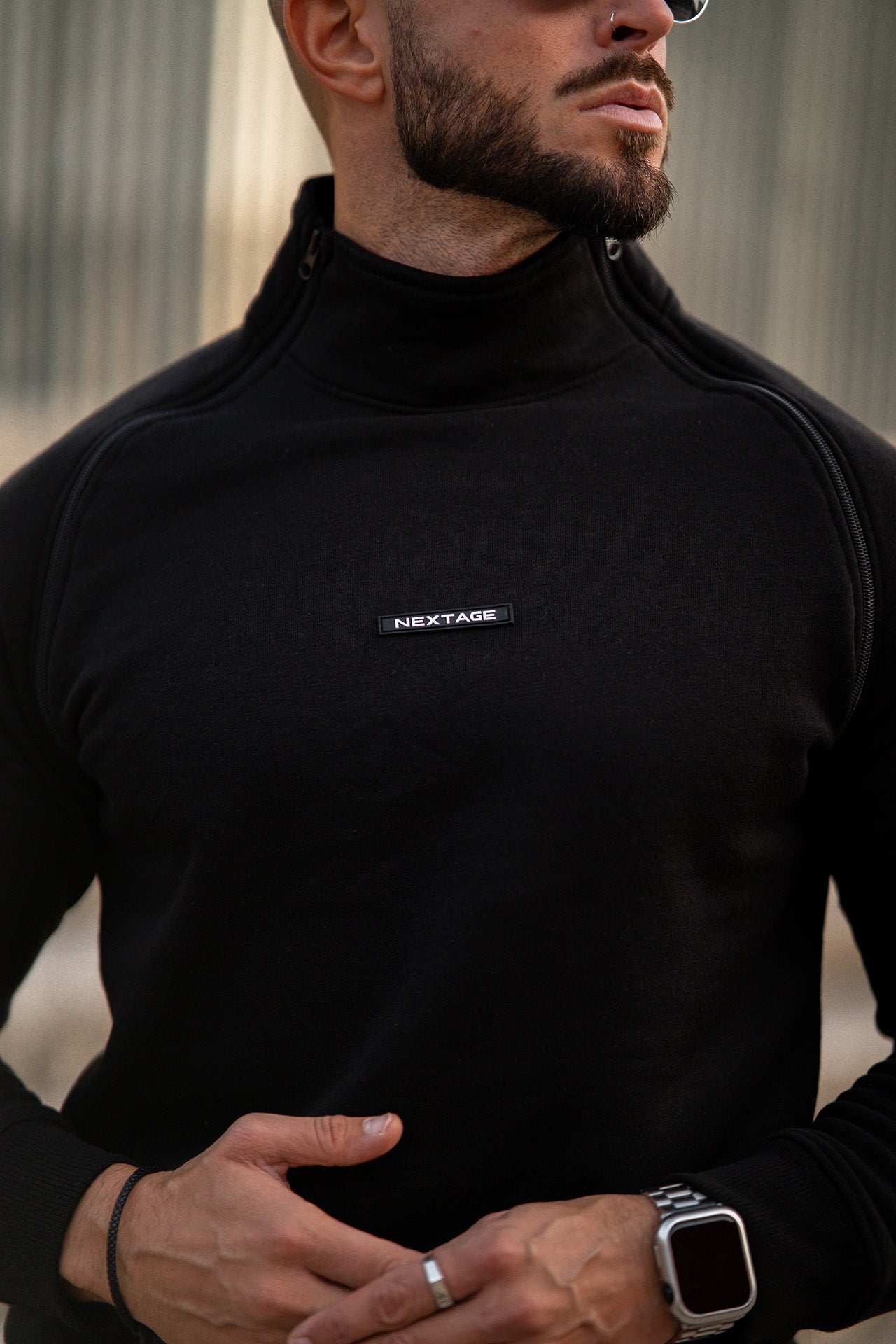 Black Zipper Cotton Sweatshirt