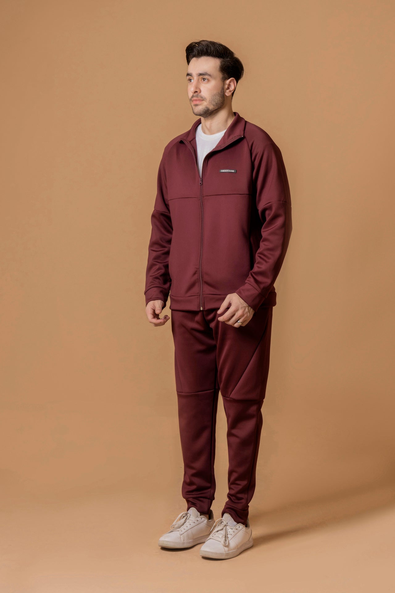 Nextage men’s burgundy winter tracksuit front view, slim fit jacket with jogger pants